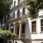 城堡旅馆 瓦爾納